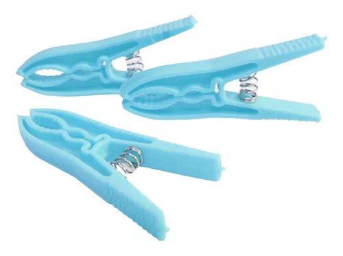 BROCHES PLASTICOS CON RESORTE